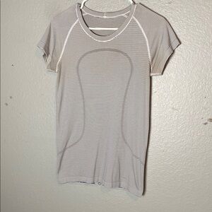 Lululemon Athletica Swiftly Gray and White Fitted Short Sleeve Tee